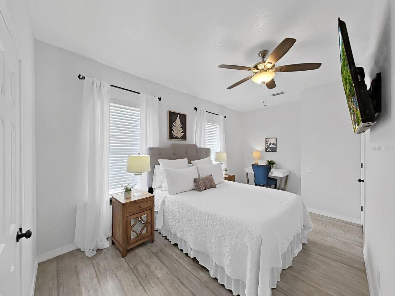Listing Photo 16