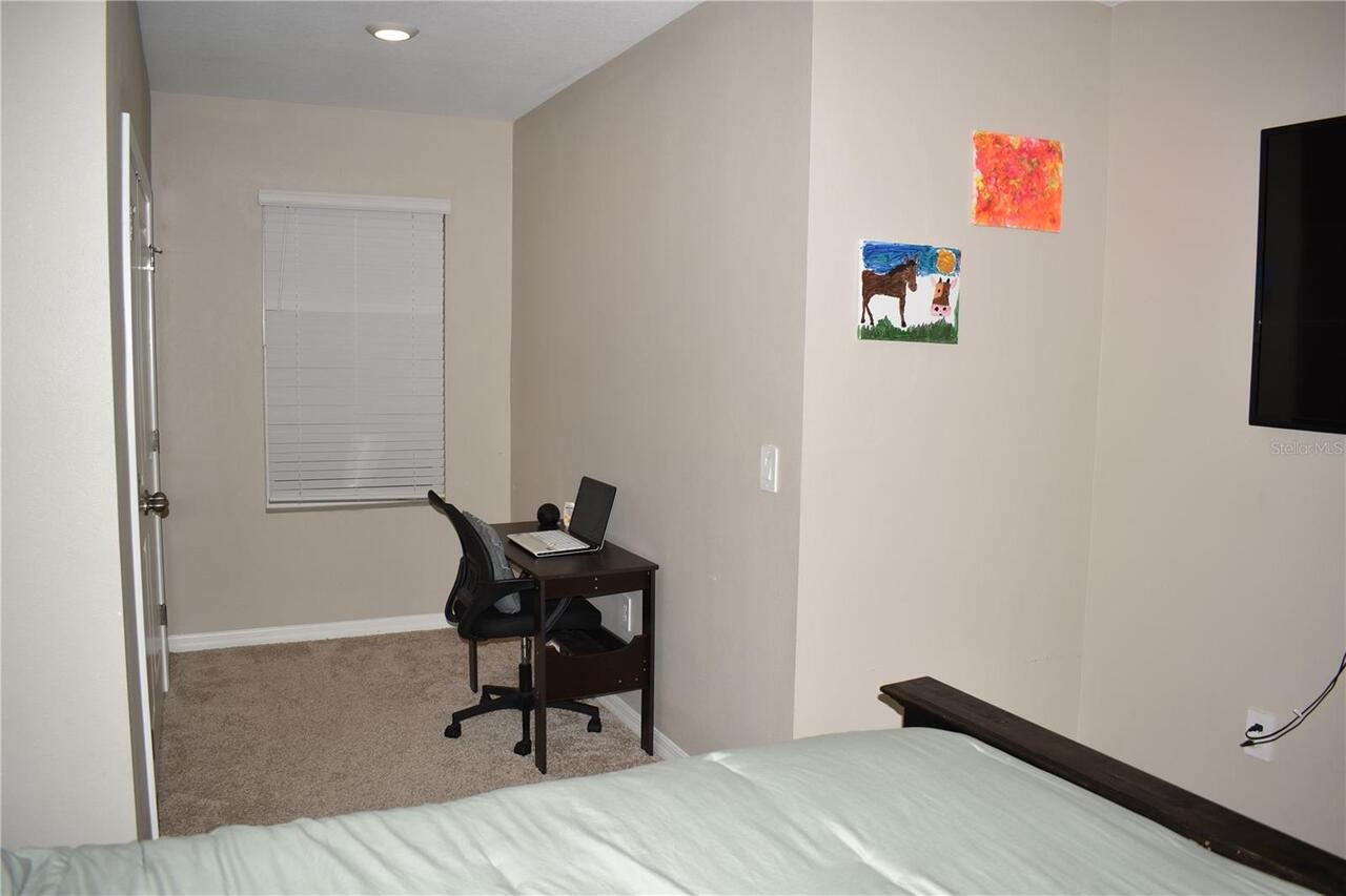 Listing Photo 16