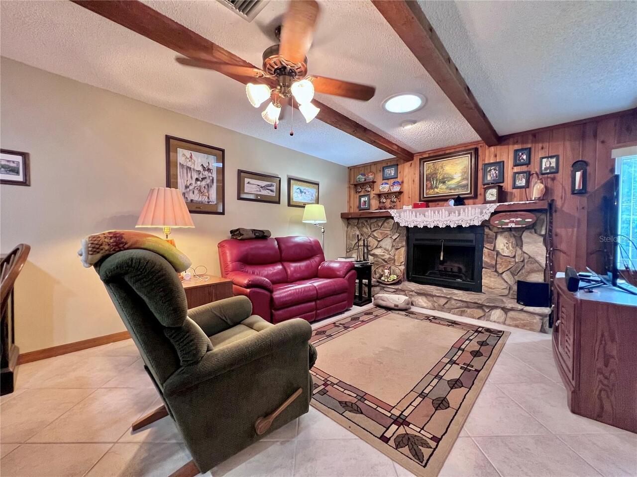 Listing Photo 9