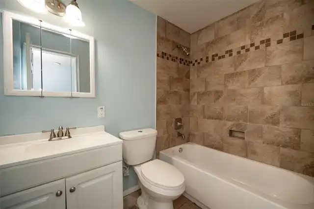 Listing Photo 12