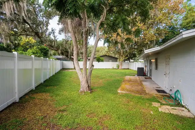Listing Photo 16