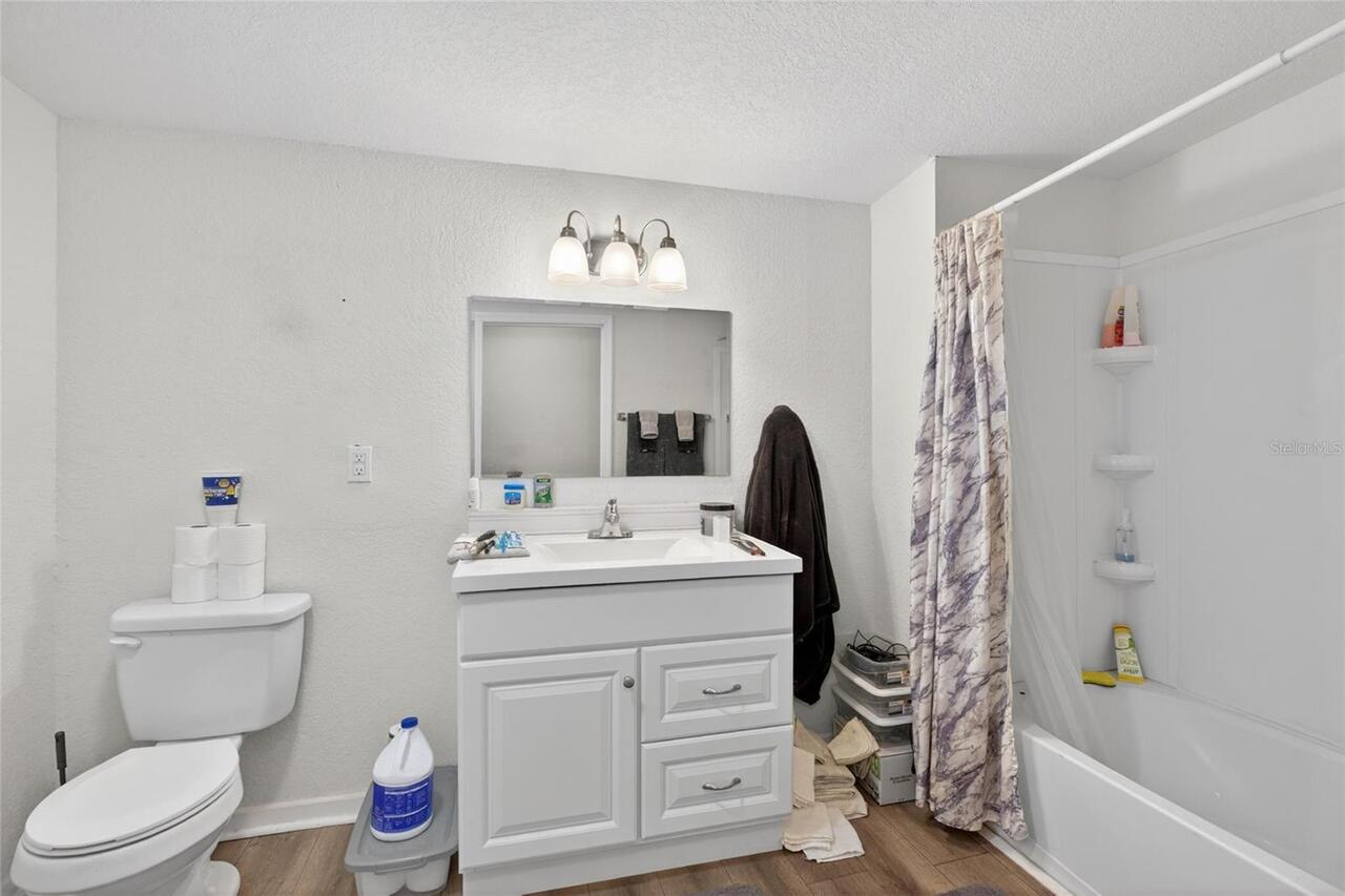 Listing Photo 14