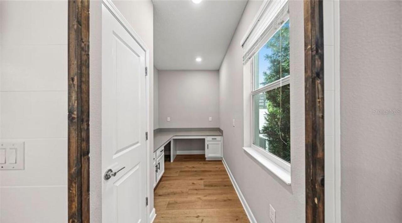 Listing Photo 18
