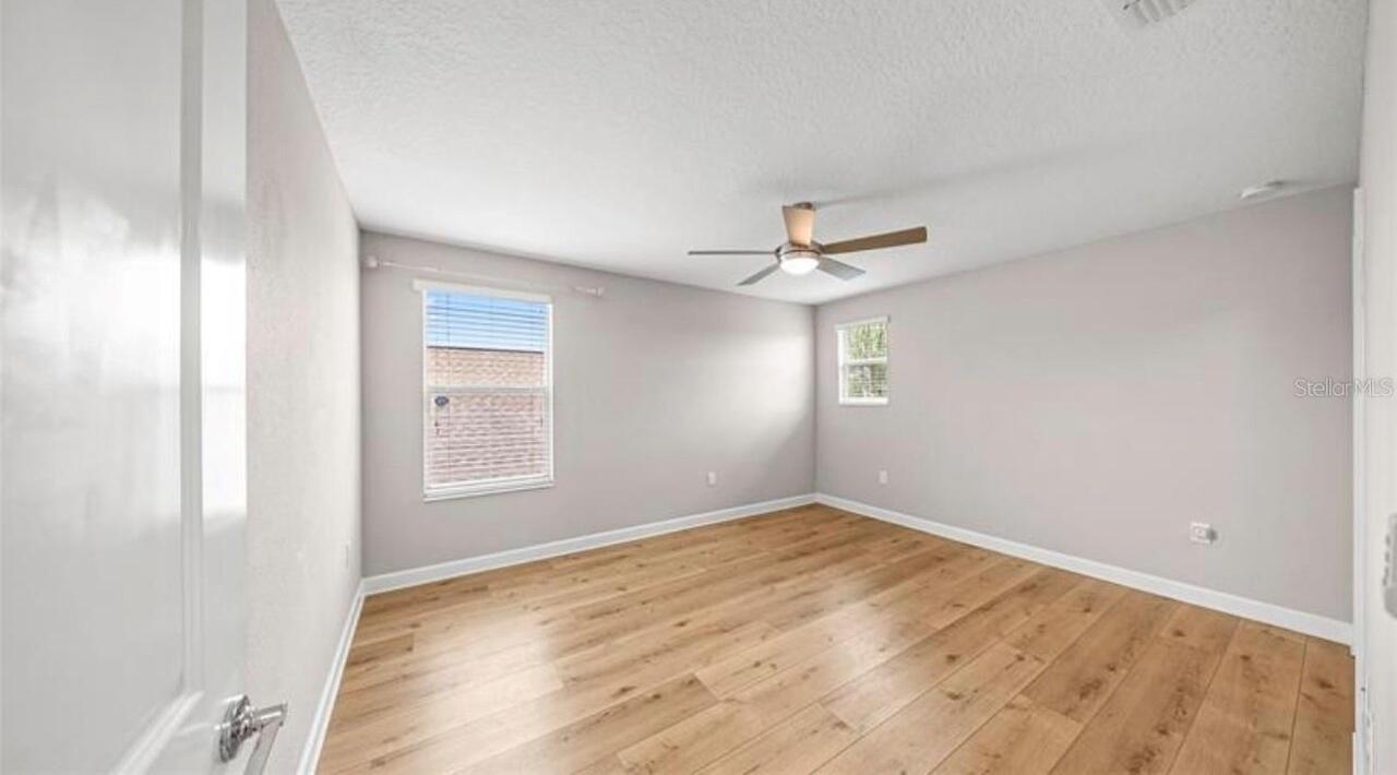 Listing Photo 23