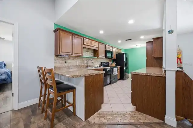 Listing Photo 15