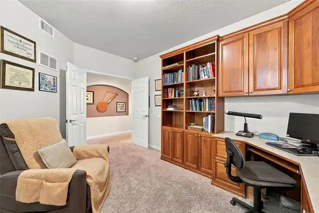 Listing Photo 23