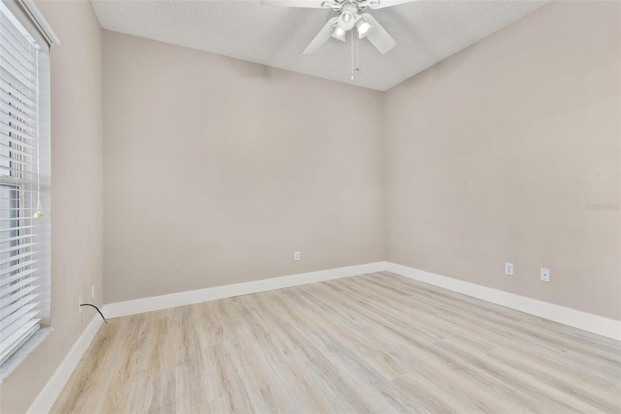 Listing Photo 33