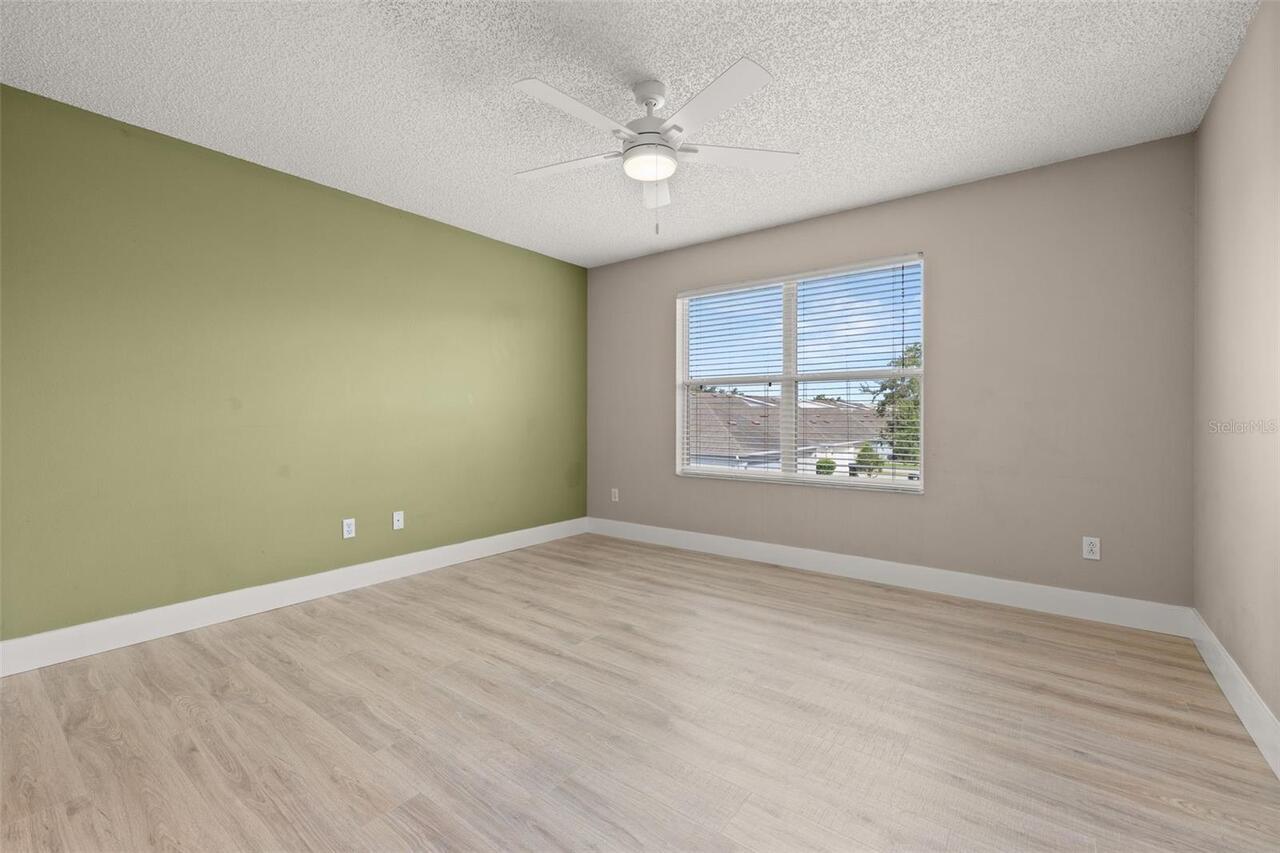Listing Photo 37