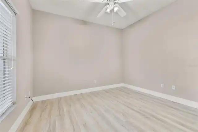 Listing Photo 33
