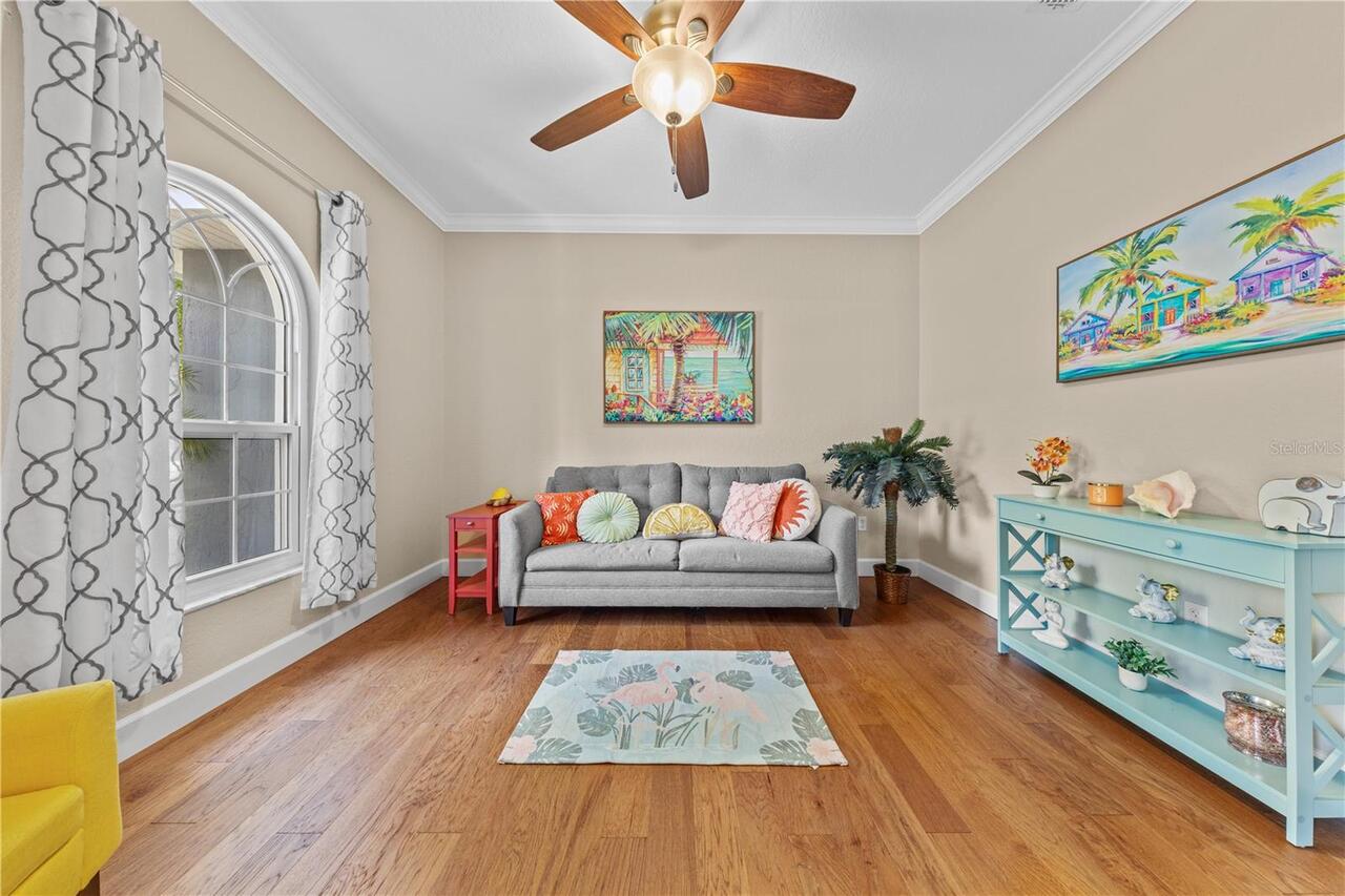 Listing Photo 10