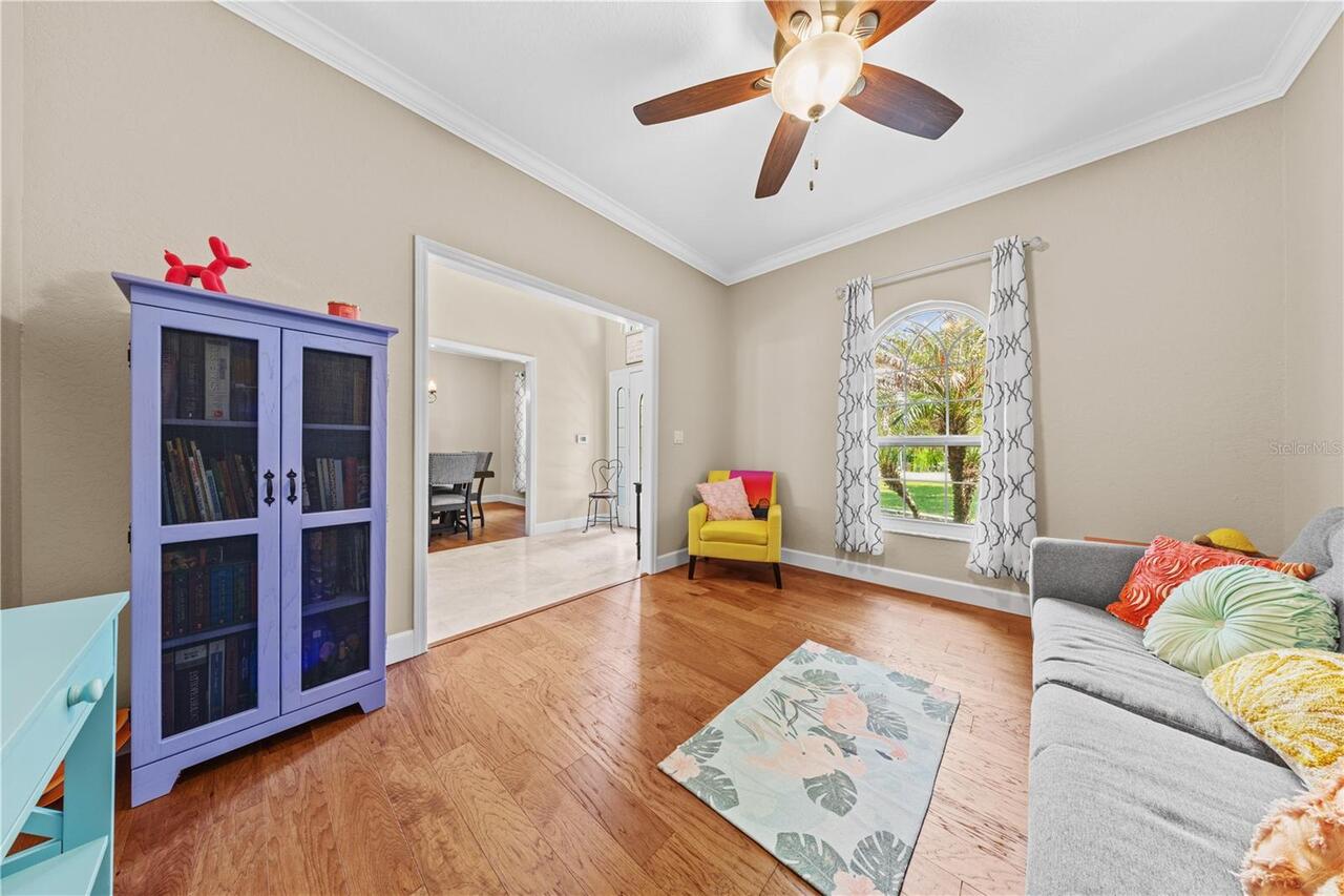 Listing Photo 12
