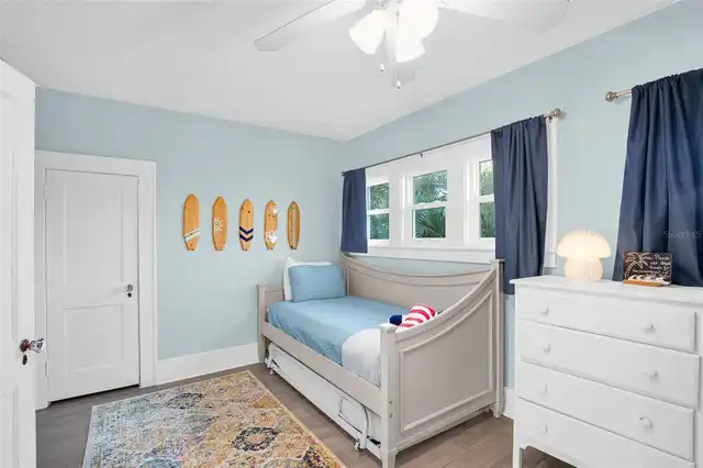 Listing Photo 32