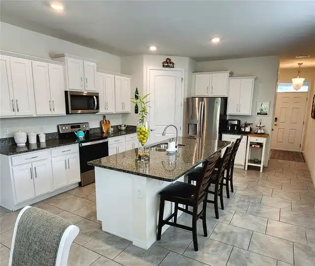 Listing Photo 7