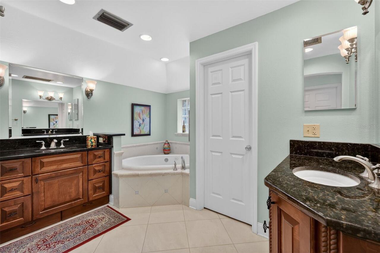 Listing Photo 32