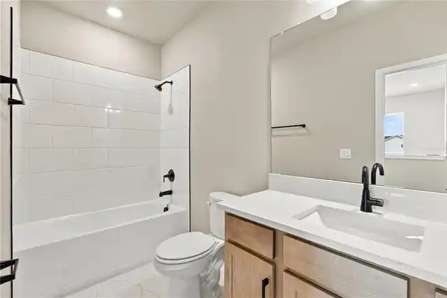 Listing Photo 24