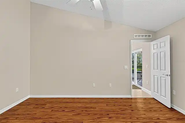 Listing Photo 35