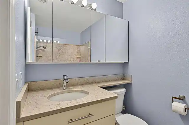 Listing Photo 43