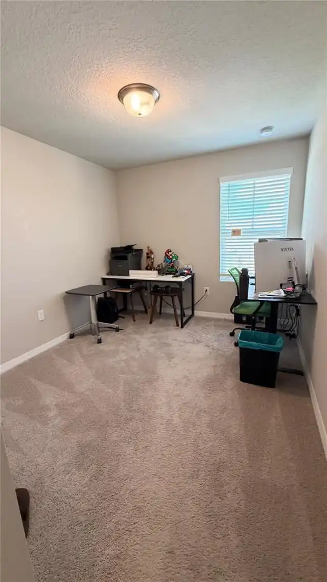 Listing Photo 9