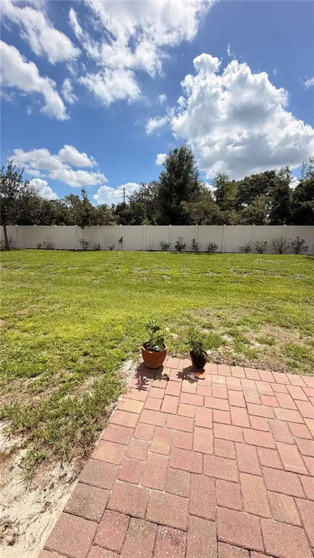 Listing Photo 24