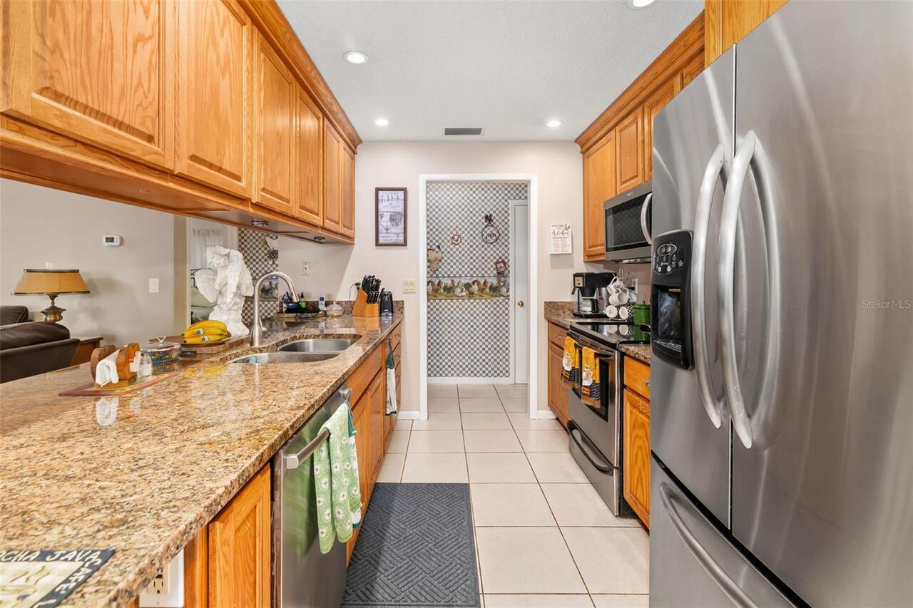 Listing Photo 11