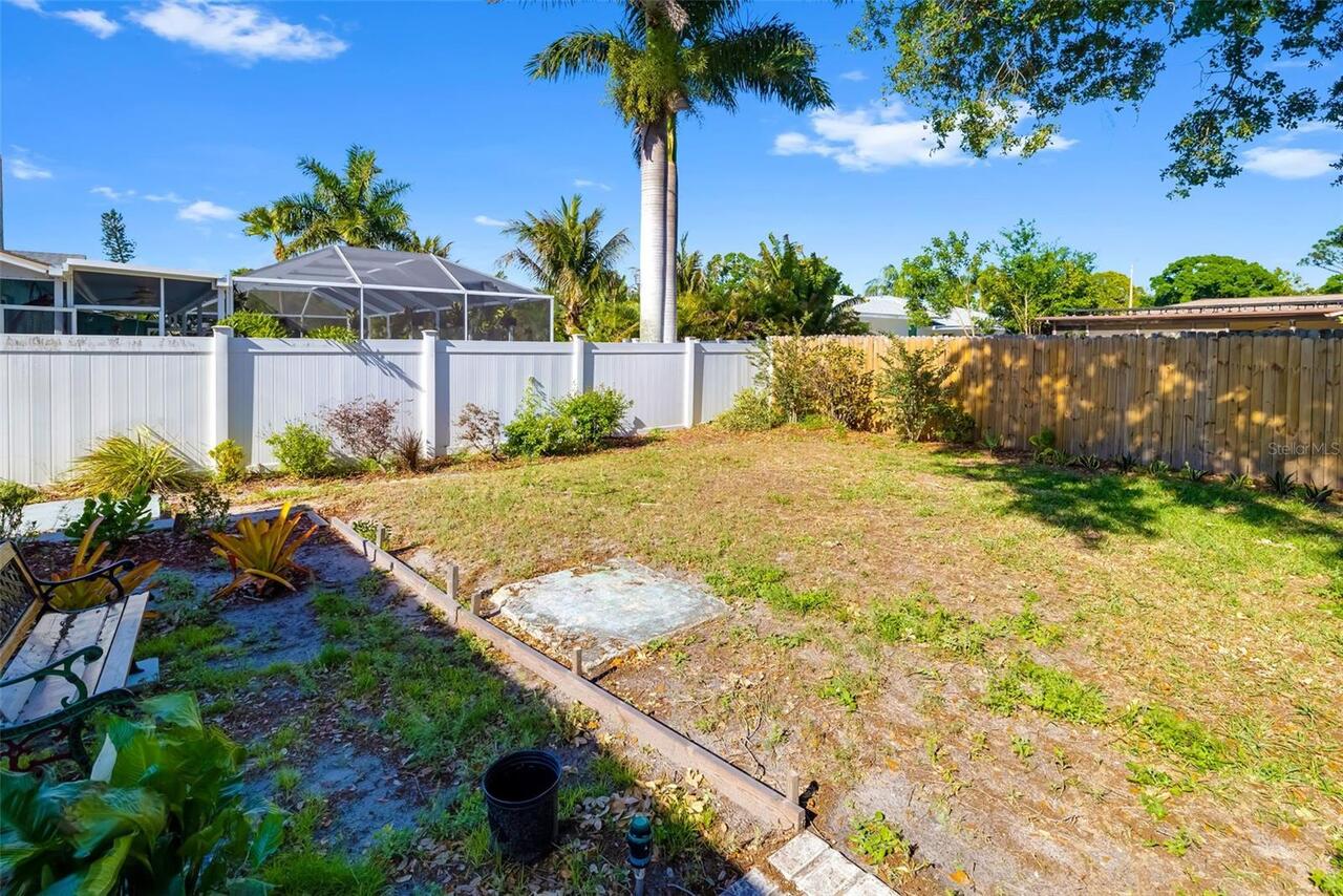 Listing Photo 33