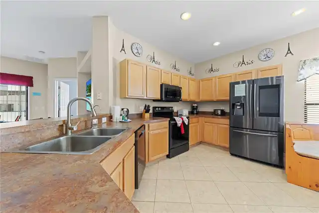 Listing Photo 18