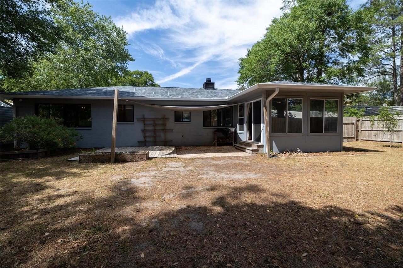 Listing Photo 15
