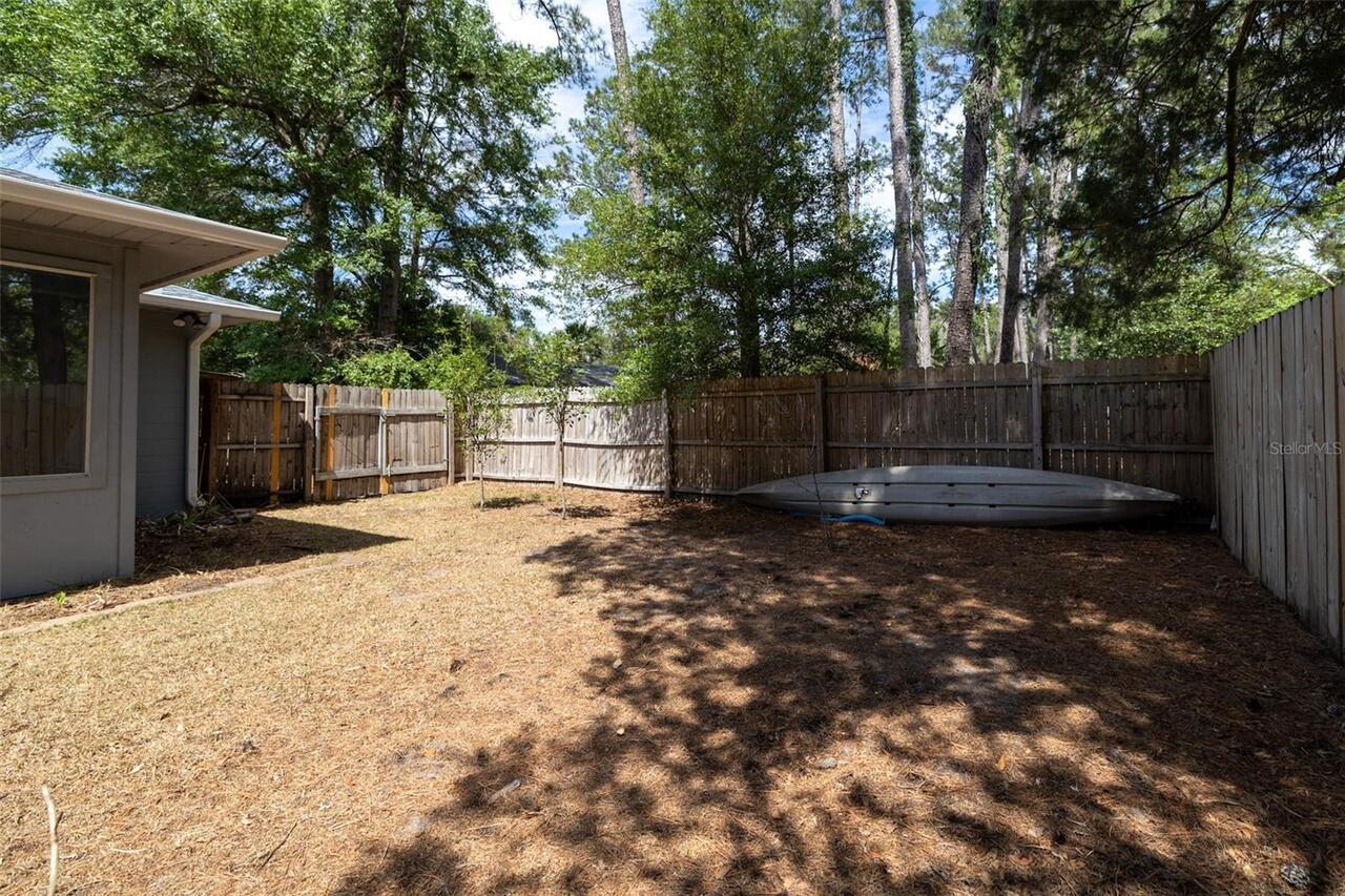 Listing Photo 17