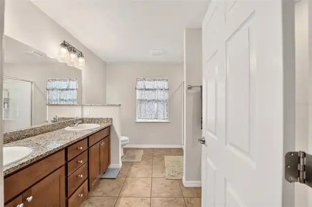 Listing Photo 14