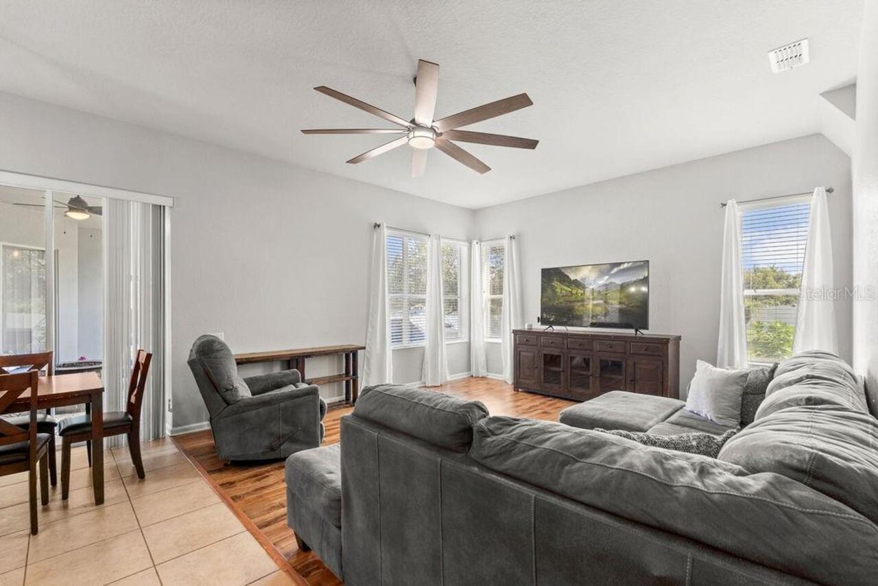 Listing Photo 17