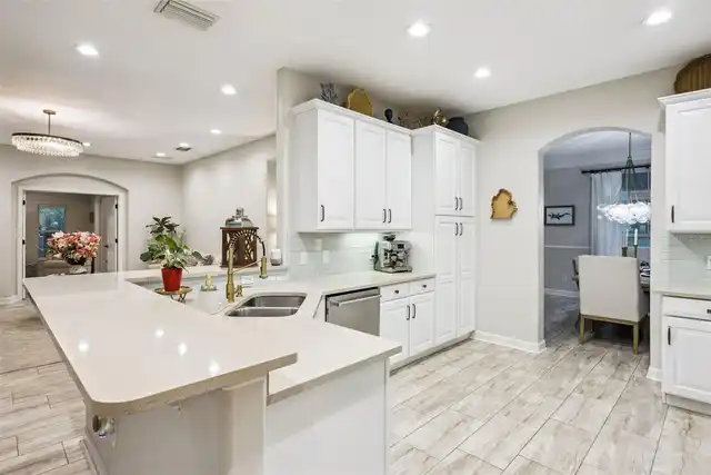 Listing Photo 19