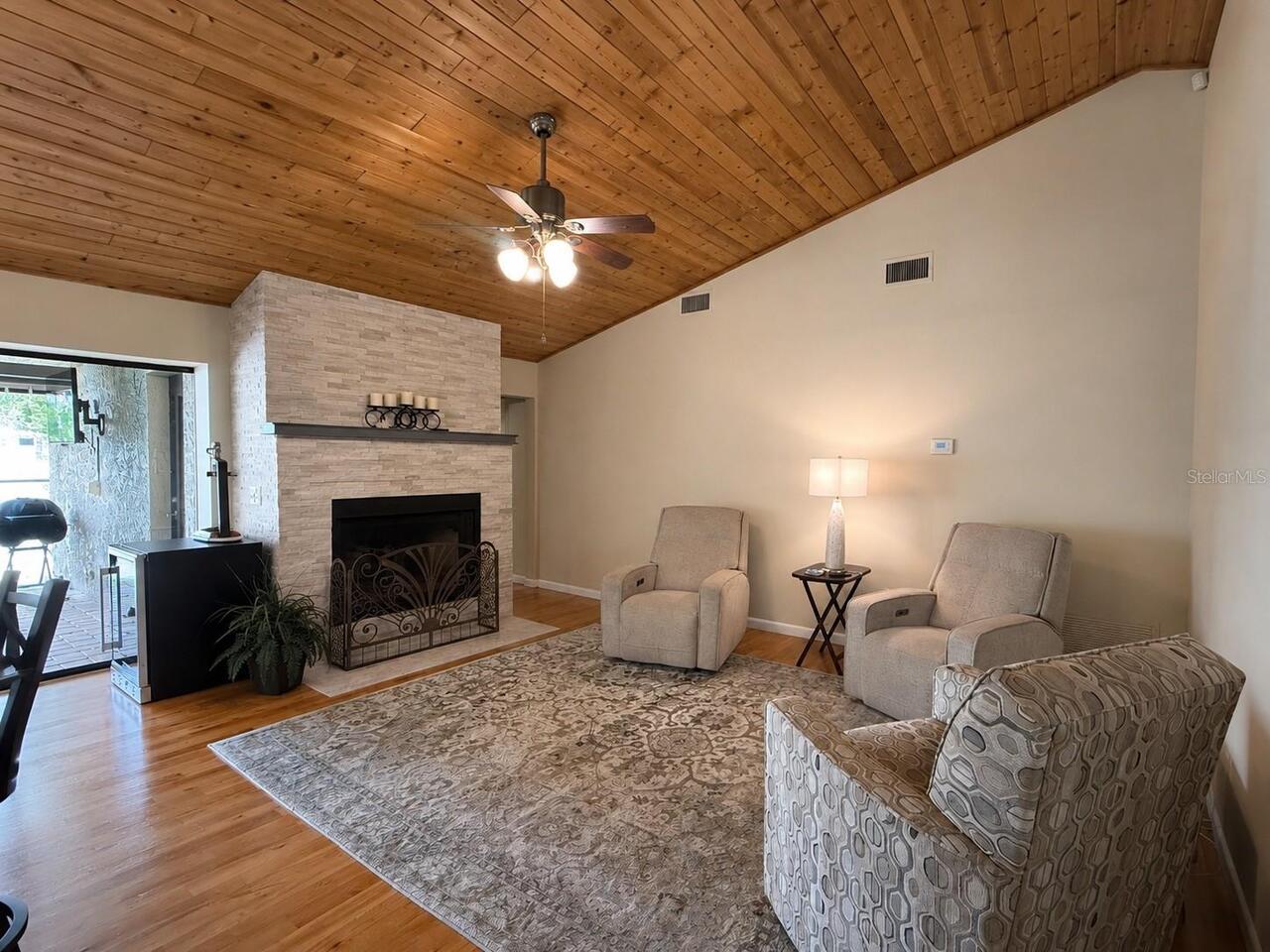 Listing Photo 25