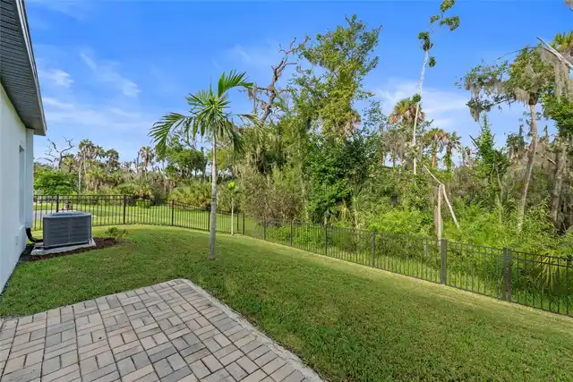 Listing Photo 37