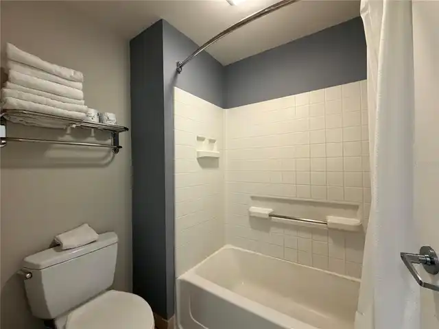 Listing Photo 19