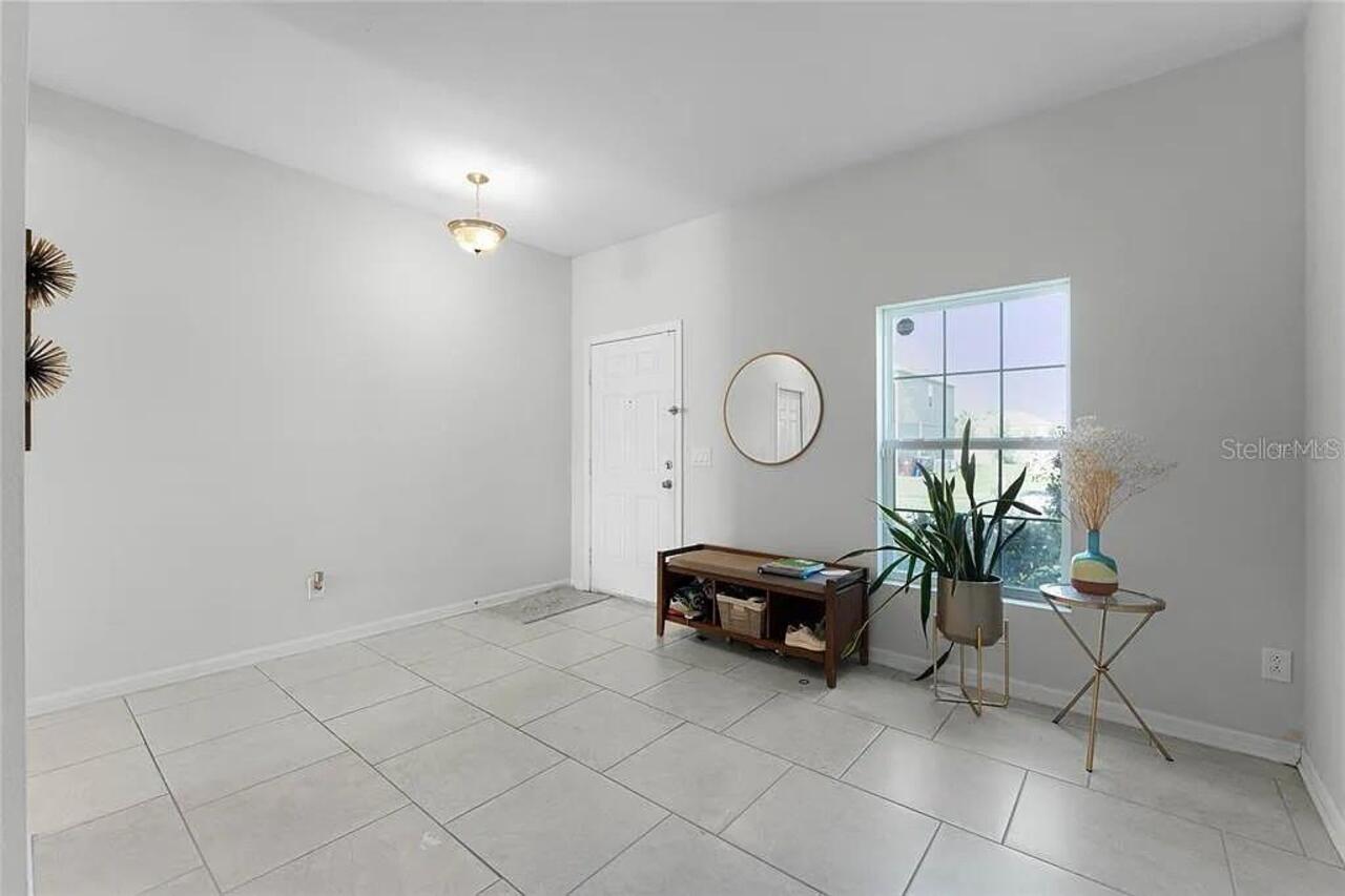 Listing Photo 7