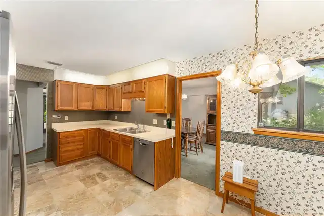 Listing Photo 13