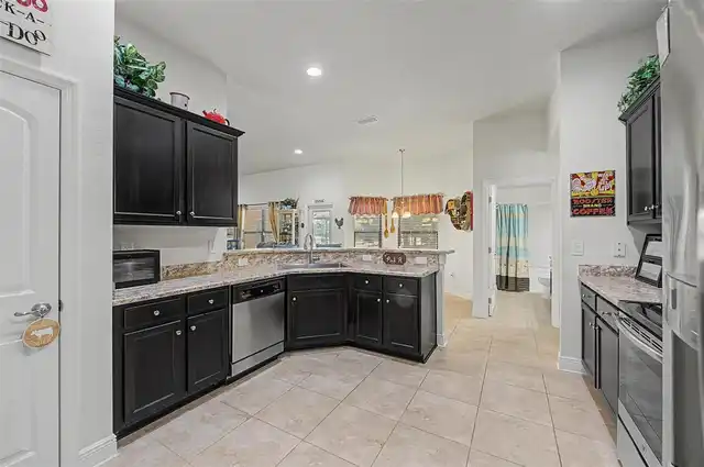 Listing Photo 19