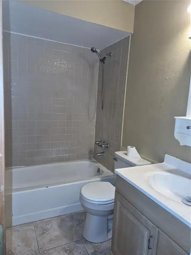 Listing Photo 24