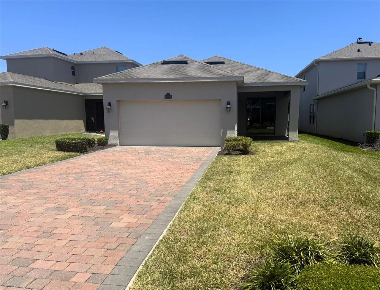 Listing Photo 12