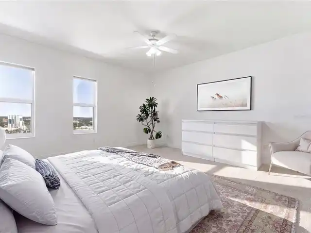 Listing Photo 12