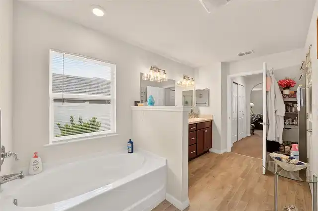 Listing Photo 21