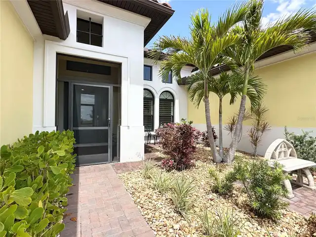 Listing Photo 11