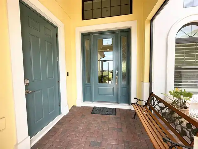 Listing Photo 12