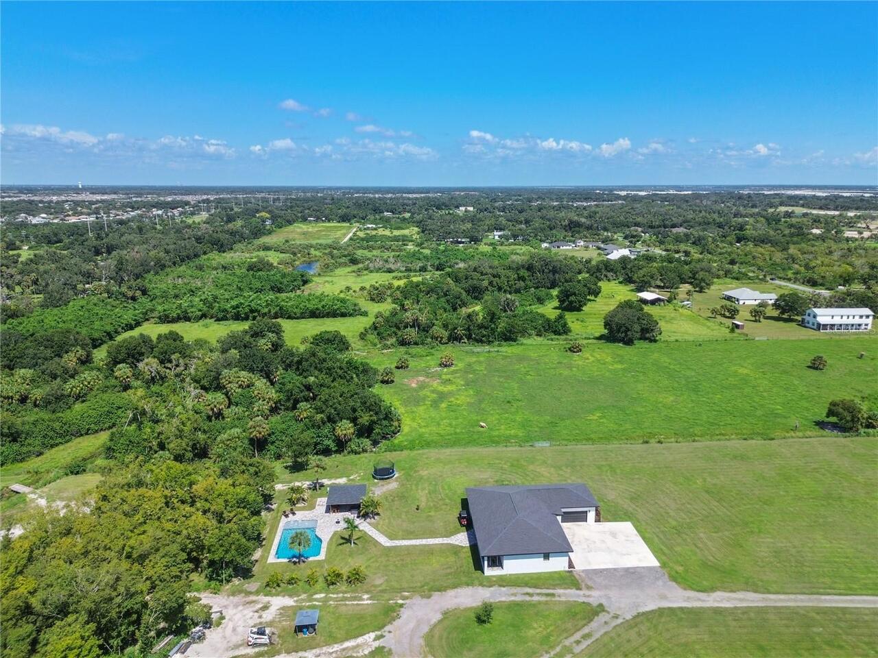 Listing Photo 17