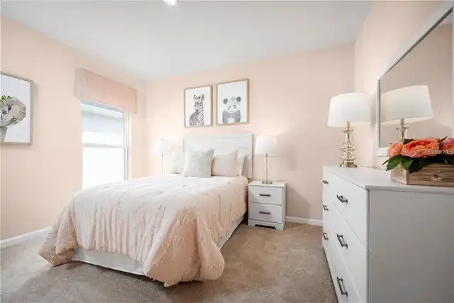 Listing Photo 12