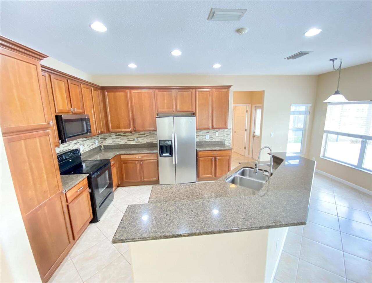Listing Photo 16