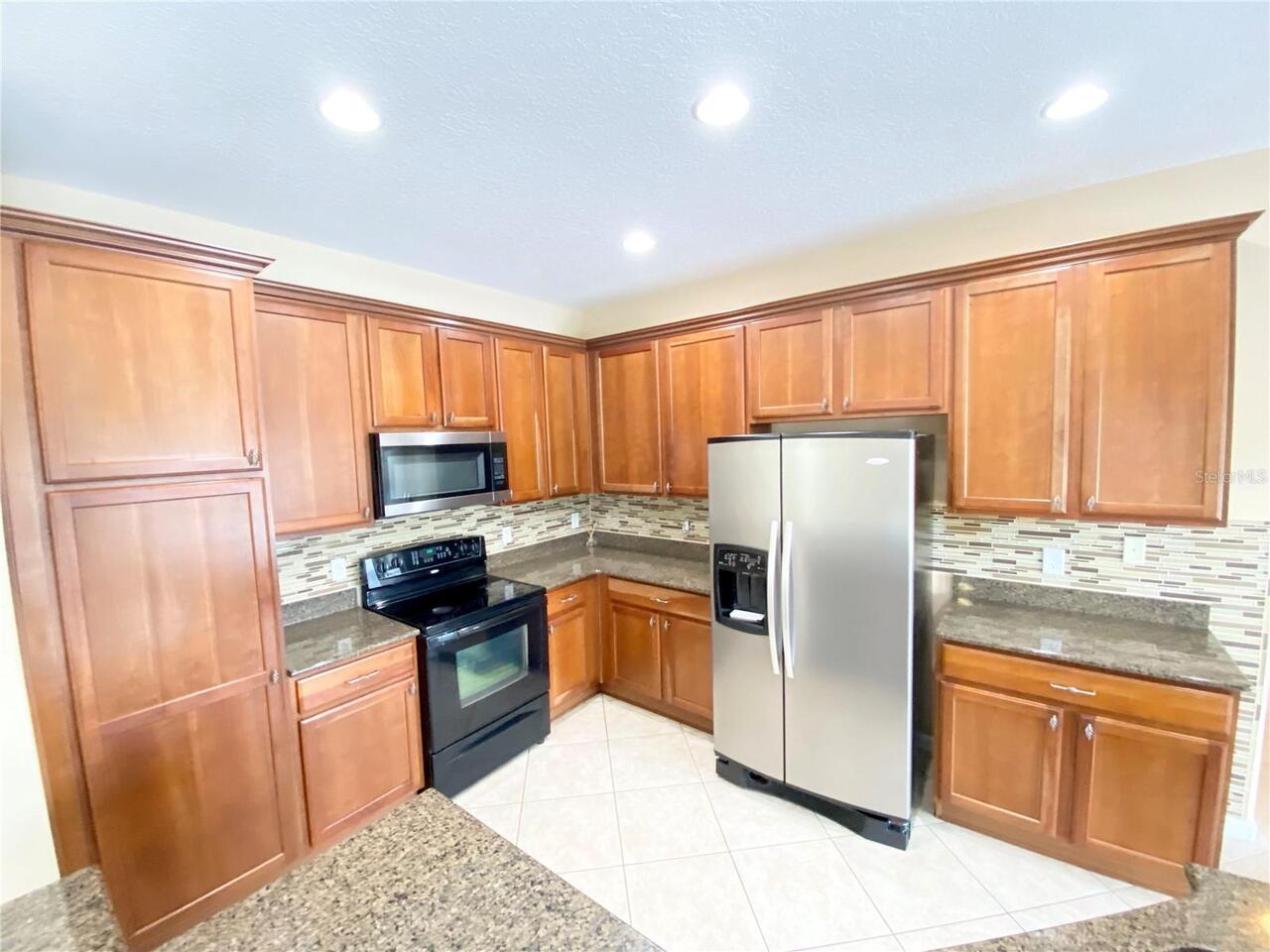 Listing Photo 17