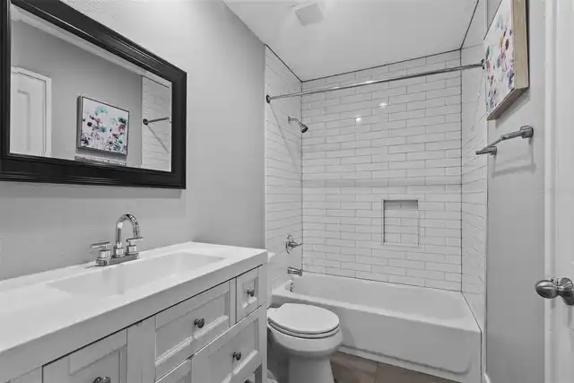 Listing Photo 7