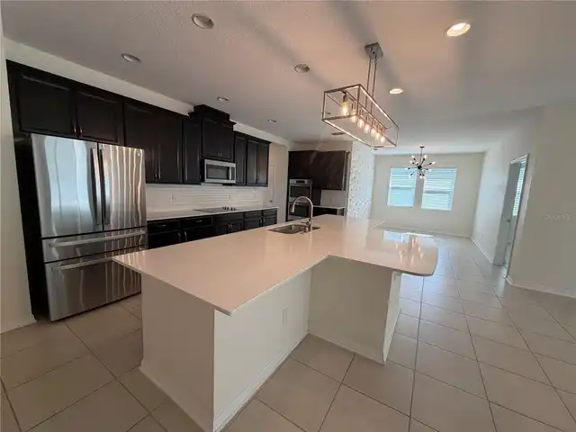 Listing Photo 14