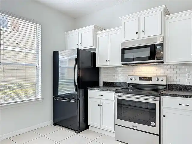 Listing Photo 23